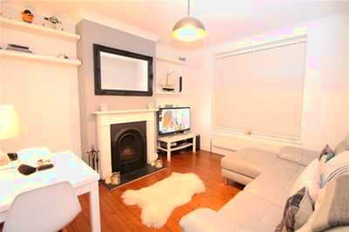 1 Bedroom Flat To Rent In Zero Deposit Option, Porchester Mead, Southend Road, BR3