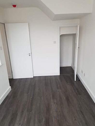 Studio To Rent In High Street, Eltham, SE9