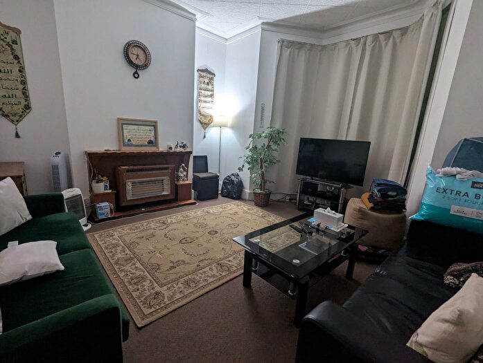 1 Bedroom Flat To Rent In Dalkeith Road, Ilford, London, IG1