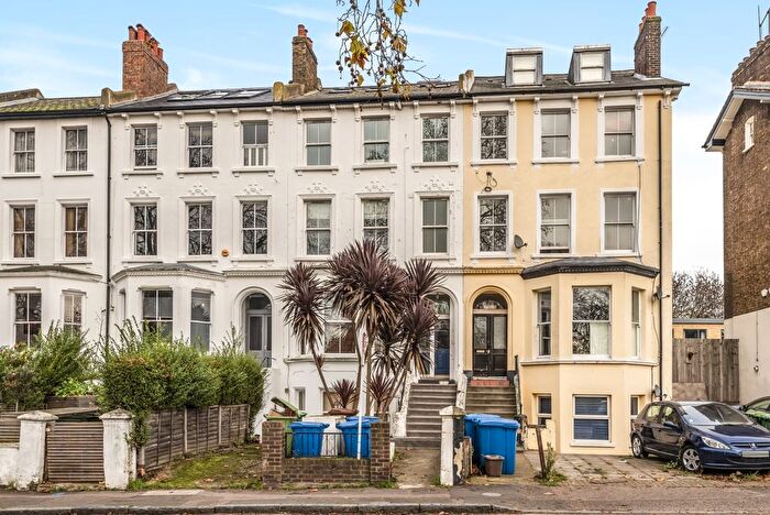 Studio To Rent In Peckham Rye, London, SE15