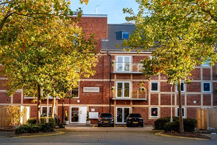 1 Bedroom Apartment To Rent In Alton Mews, Aylesbury, HP19