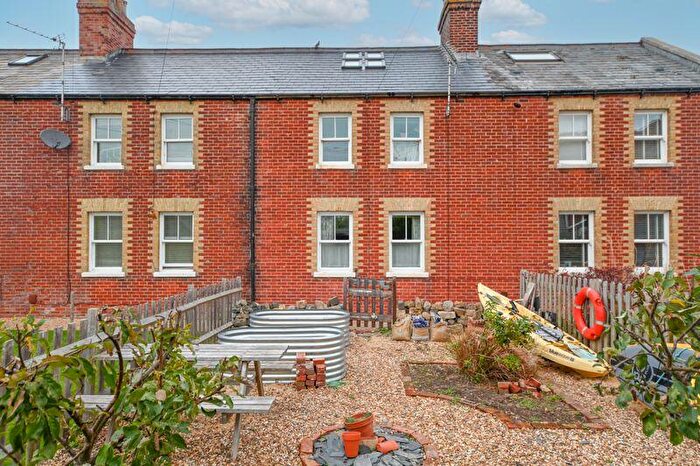 3 Bedroom Cottage For Sale In Coastguard Cottages, Langstone, PO9