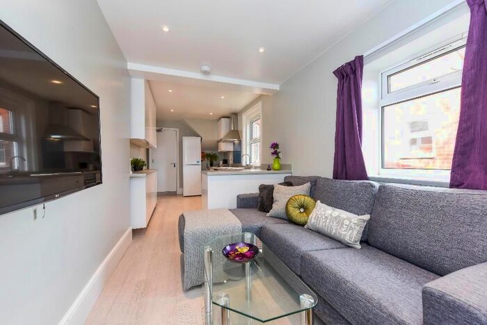 4 Bedroom Property To Rent In Livingstone Road, Southampton, SO14