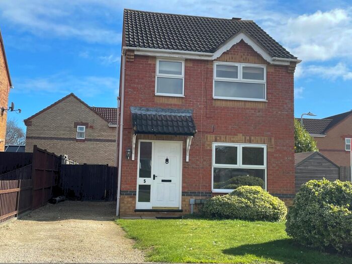3 Bedroom Detached House To Rent In Marigold Walk, Sleaford, NG34