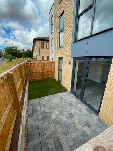 1 Bedroom Flat To Rent In Moorgate Court, George Cayley Drive, York, North Yorkshire, YO30