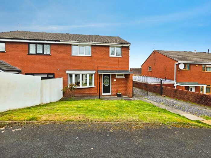 3 Bedroom Semi Detached House For Sale In Jubilee Close, Biddulph, Staffordshire Moorlands, Stoke-On-Trent, ST8