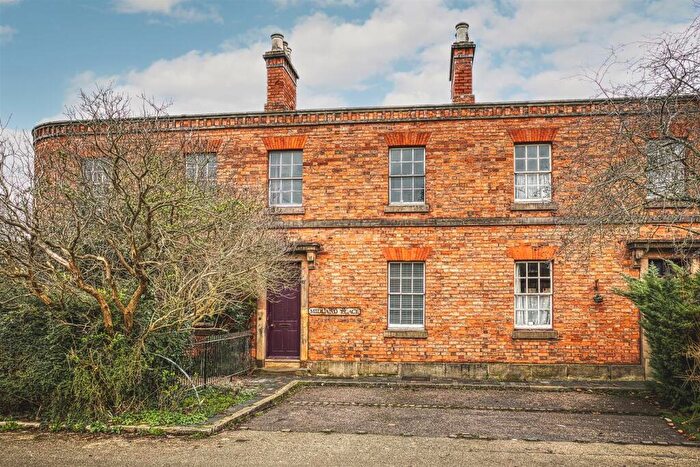 3 Bedroom Terraced House For Sale In Midland Place, Railway Cottages, Derby, DE1