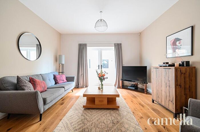 2 Bedroom Terraced House For Sale In Bannerdown Road, Batheaston, BA1