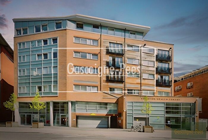 1 Bedroom Flat To Rent In Royal Gallery, Kingston Upon Thames, KT2