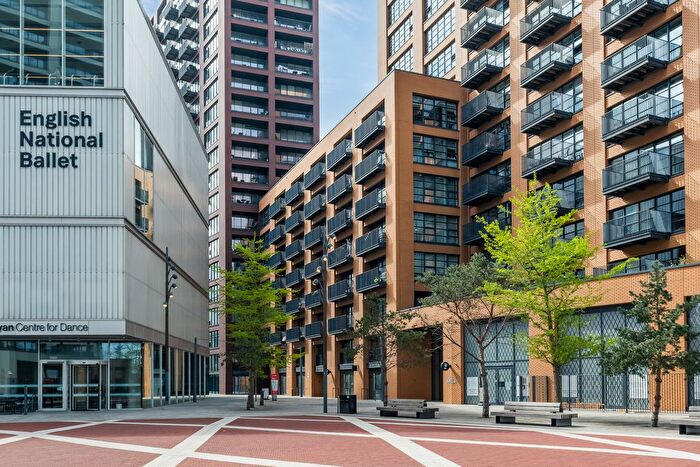 1 Bedroom Flat For Sale In Lyell Street, London, E14