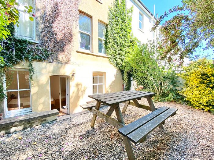 2 Bedroom Apartment To Rent In Melville Road, Bristol, BS6