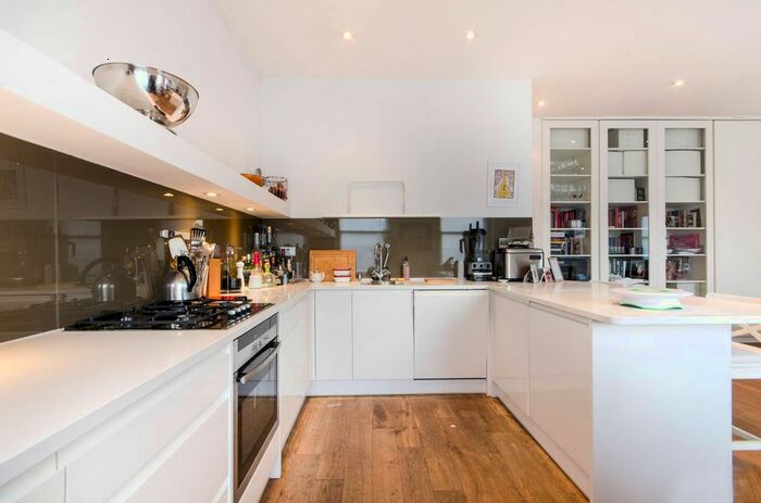 1 Bedroom Flat To Rent In Emperors Gate, South Kensington, London, SW7