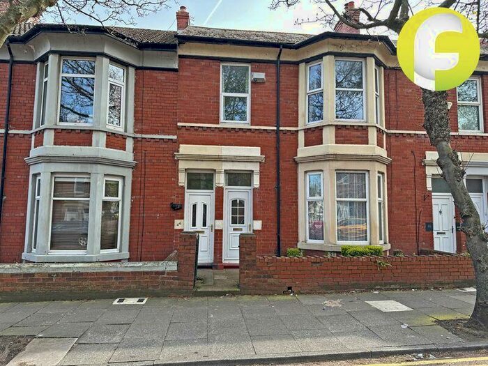 3 Bedroom Flat To Rent In Queen Alexandra Road, North Shields, NE29