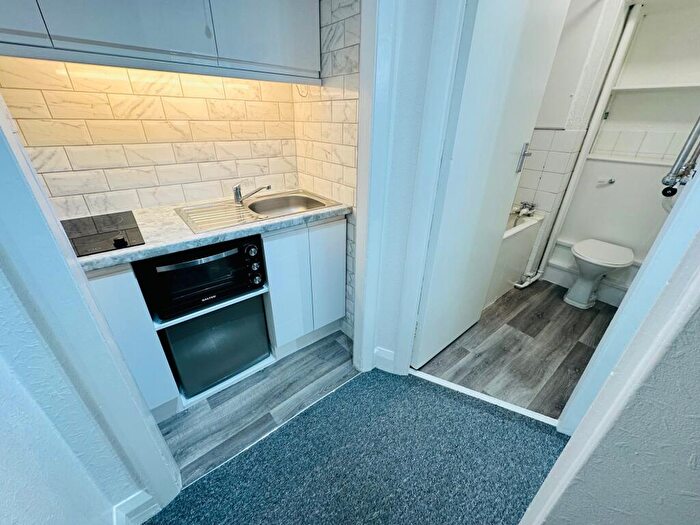 Studio To Rent In Bourne Avenue, Bournemouth, BH2