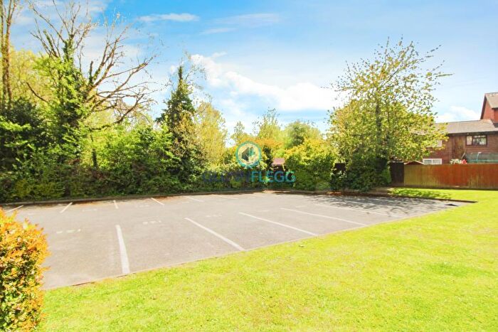 2 Bedroom Apartment To Rent In Littlebrook Avenue, Burnham, SL2