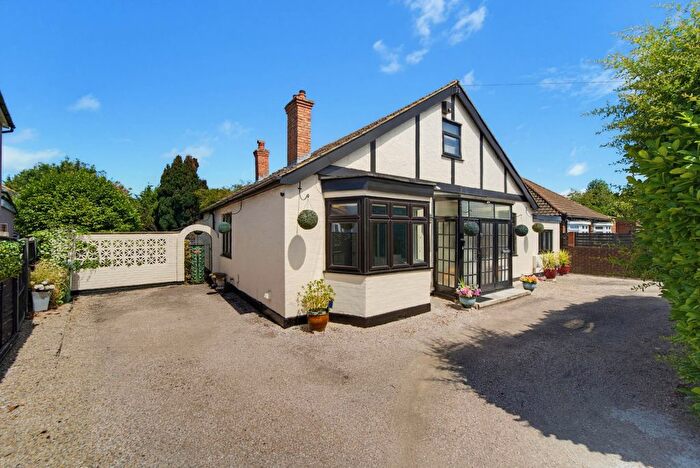 4 Bedroom Detached Bungalow For Sale In Chertsey Road, Ashford, TW15