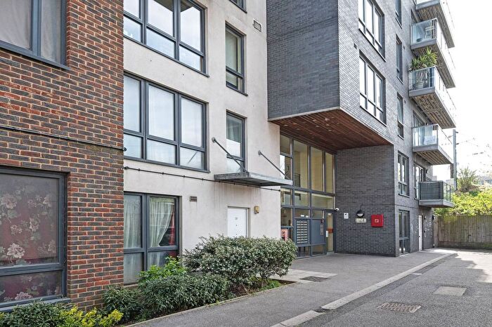 1 Bedroom Flat To Rent In Felstead Street, Hackney, London, E9