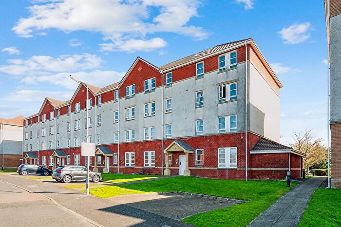 2 Bedroom Flat To Rent In Old Castle Gardens, Flat -, Cathcart, Glasgow, G44