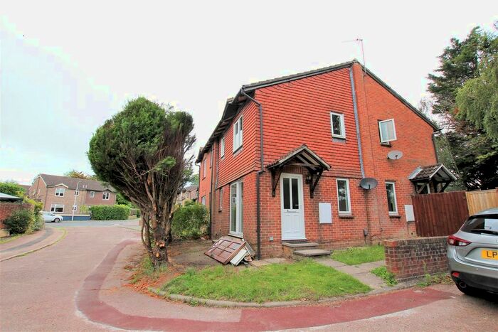 1 Bedroom End Of Terrace House To Rent In Camden Place, Calcot, Reading, RG31