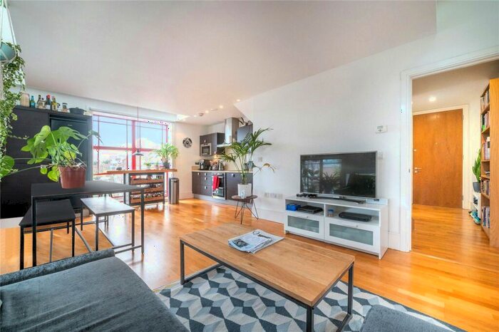 3 Bedroom Flat To Rent In Eaststand Apartments, Highbury Stadium Square, N5