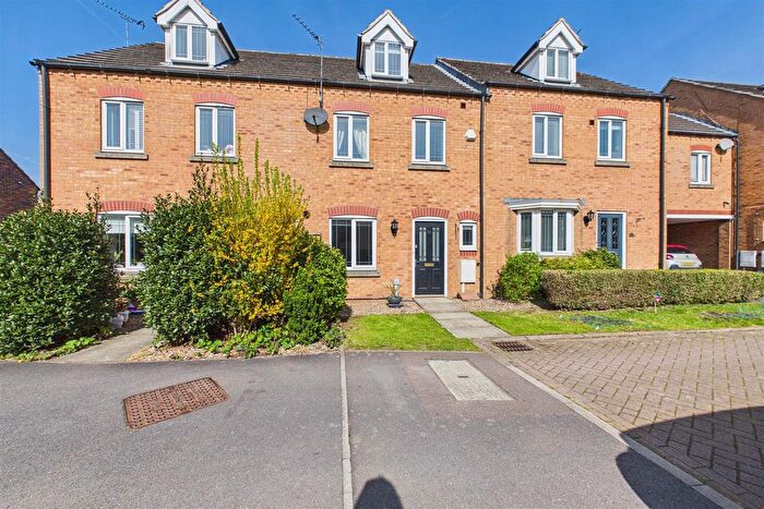 4 Bedroom Terraced House For Sale In Swinderby Close, Newark, NG24