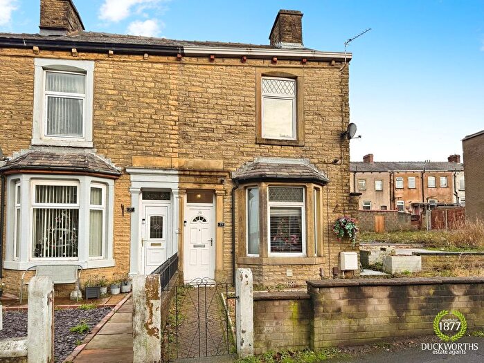 3 Bedroom Terraced House For Sale In Whalley Road, Altham West, BB5