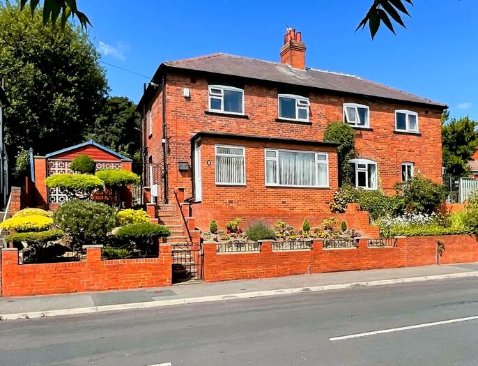 Houses for sale & to rent in LS4 2TT, Eden Road, Kirkstall Leeds