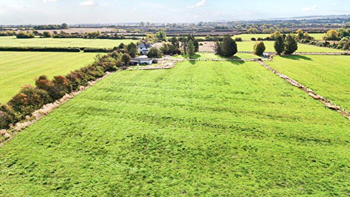 3 Bedroom Land For Sale In Lot - East Challow, Oxfordshire, OX12