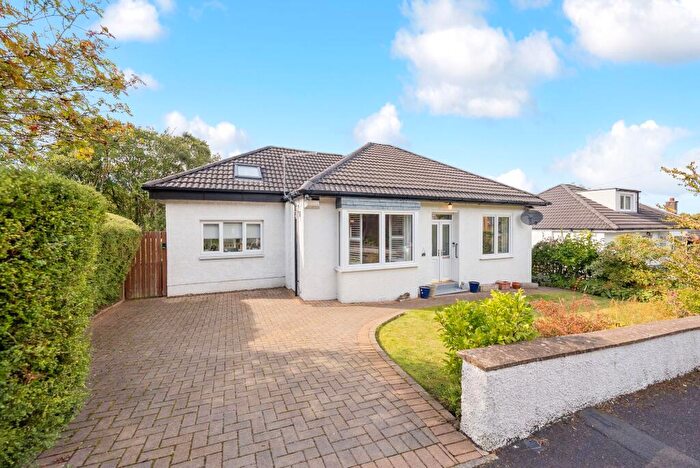 2 Bedroom Detached House For Sale In Hill Crescent, Clarkston, G76