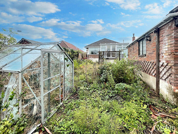 2 Bedroom Detached Bungalow For Sale In Daws Avenue, Bournemouth, BH11