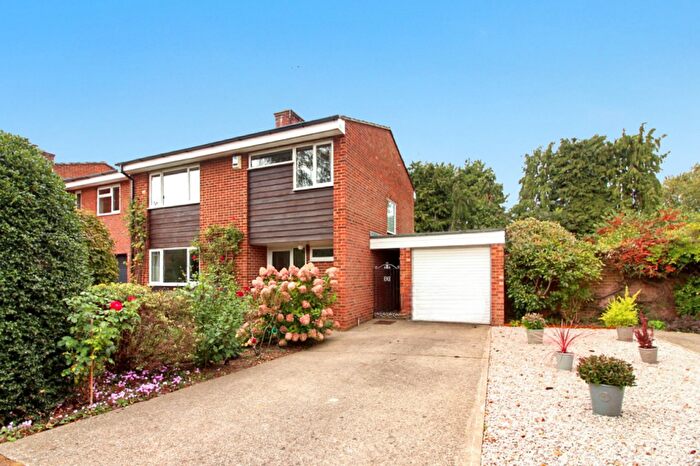 4 Bedroom Detached House For Sale In Lychmead, Clifton, Shefford, SG17