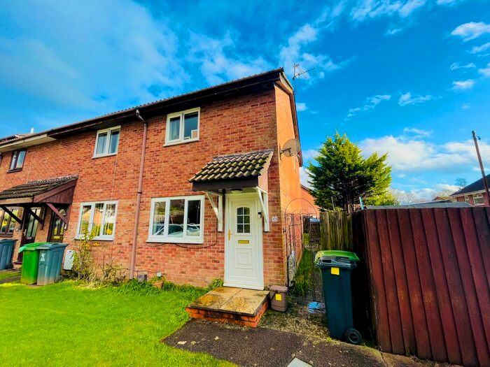 2 Bedroom Property To Rent In Reigate Close, Thornhill, Cardiff, CF14