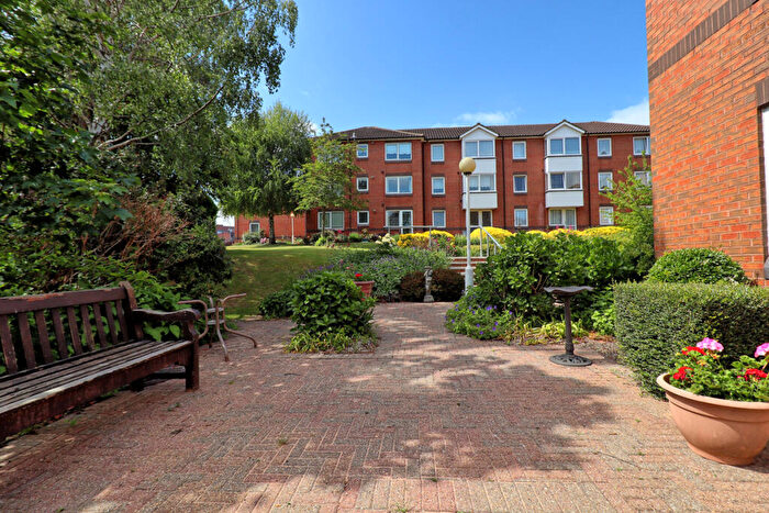 1 Bedroom Apartment For Sale In Fentiman Way, Hornchurch, RM11