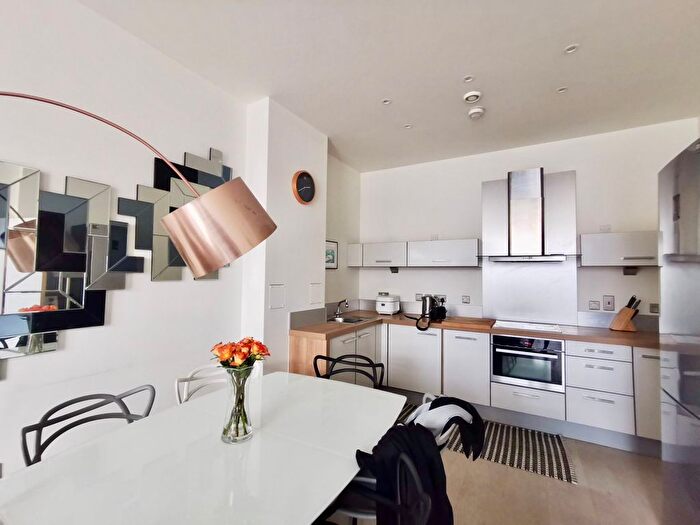 1 Bedroom Flat To Rent In Highbury Stadium Sqaure, London, N5