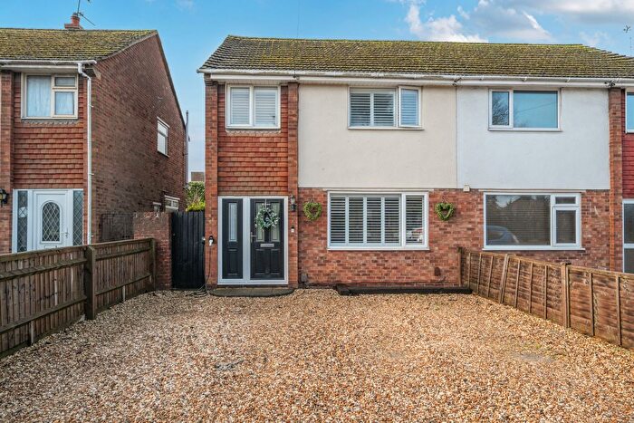 3 Bedroom Semi-Detached House For Sale In Ermin Street, Stratton St Margaret, Swindon, SN3