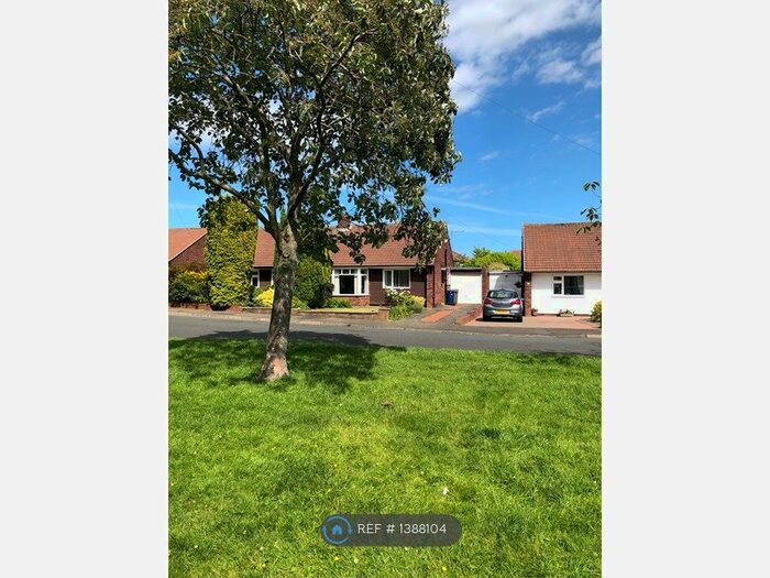 2 Bedroom Bungalow To Rent In Lincoln Green, Newcastle Tyne, NE3