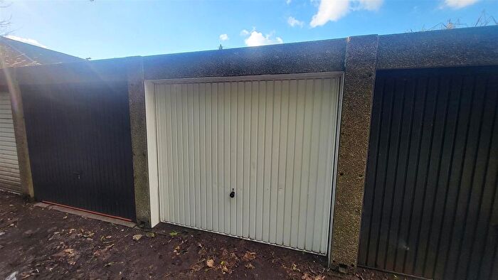 Garage / Parking To Rent In Park View, Nottingham, NG3