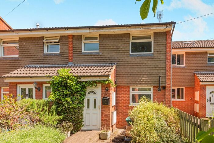 4 Bedroom Terraced House For Sale In James Martin Close, Denham, Uxbridge, Middlesex, UB9