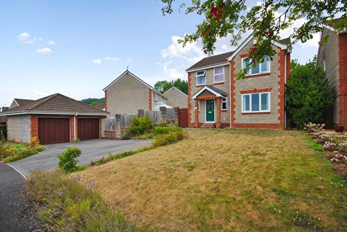 4 Bedroom Detached House For Sale In Woodlands, Axbridge, BS26