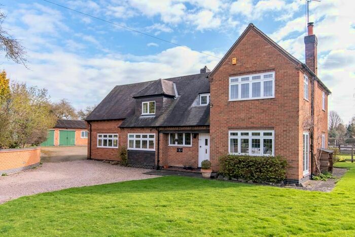 5 Bedroom Detached House For Sale In Toad Lane, Epperstone, Nottingham, NG14