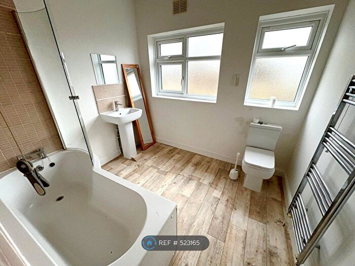 3 Bedroom Terraced House To Rent In Castle Drive, Ilford, IG4