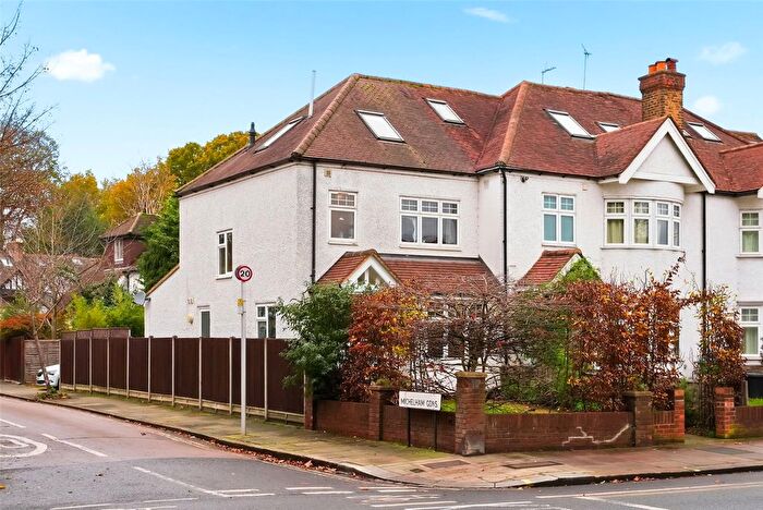 4 Bedroom End Terrace House For Sale In Strawberry Vale, Twickenham, TW1