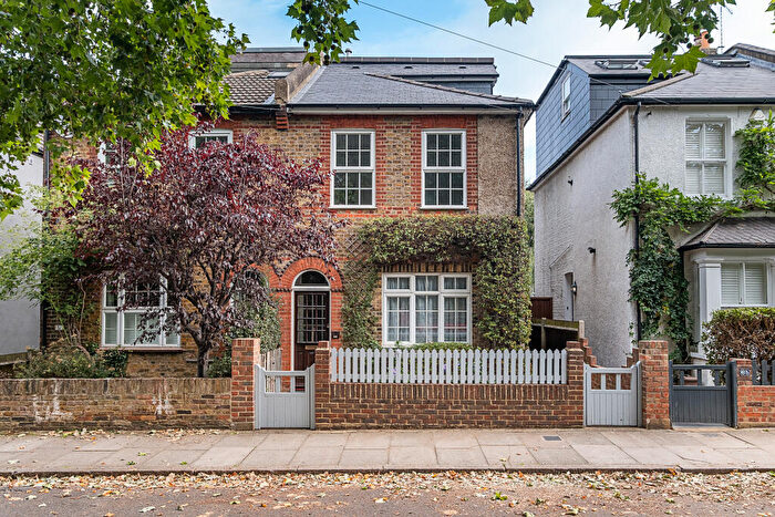 5 Bedroom House For Sale In Bonner Hill Road, Kingston Upon Thames, KT1