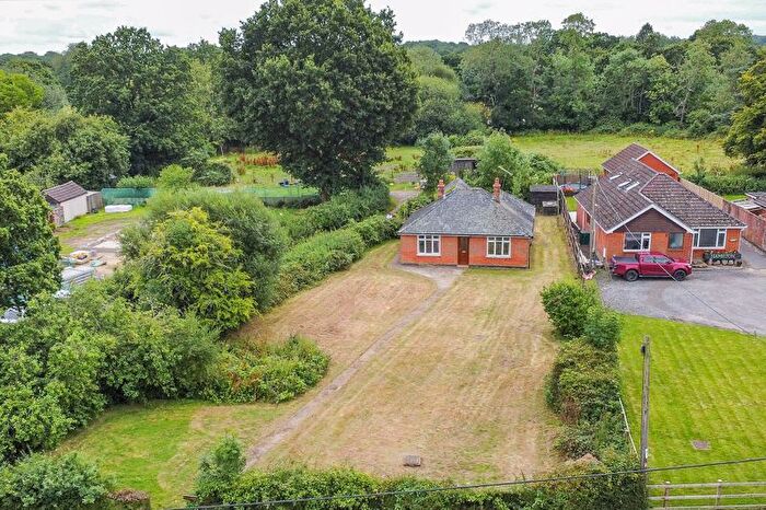 2 Bedroom Detached Bungalow For Sale In Winsor Road, Winsor, Southampton, SO40