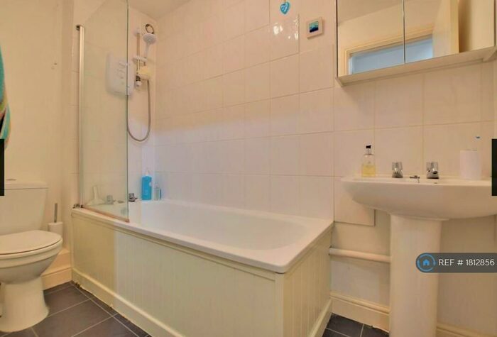 1 Bedroom Flat To Rent In Granary Court, Great Dunmow, CM6