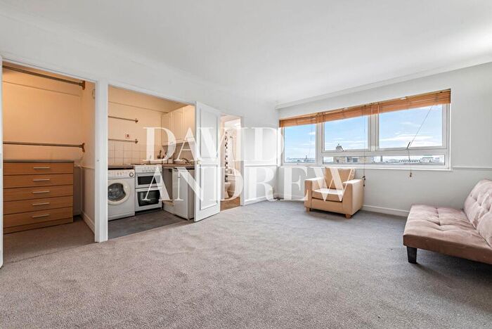 Flat To Rent In Seven Sisters Road, Park House Seven Sisters Road, N4