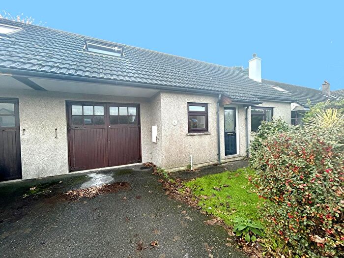 3 Bedroom Semi Detached Bungalow For Sale In Doctors Hill, St. Keverne, TR12