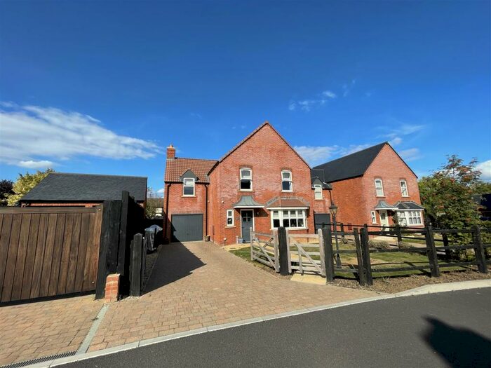 5 Bedroom Detached House For Sale In Rectory Close, Maisemore, GL2