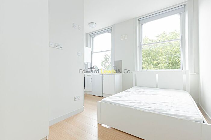 Studio To Rent In Downs Road, London, E5