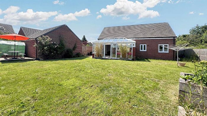 3 Bedroom Detached House For Sale In Lime Close, Chard, TA20
